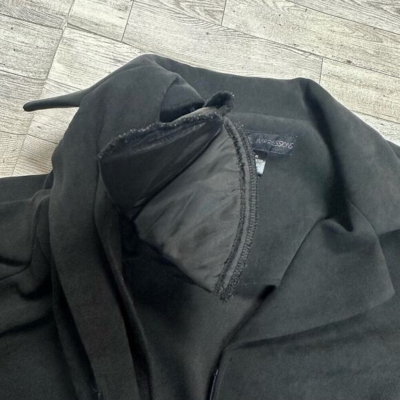 Natural Impressions | Embroidered Flower Zipper Blazer | Black | XL - Picture 10 of 10